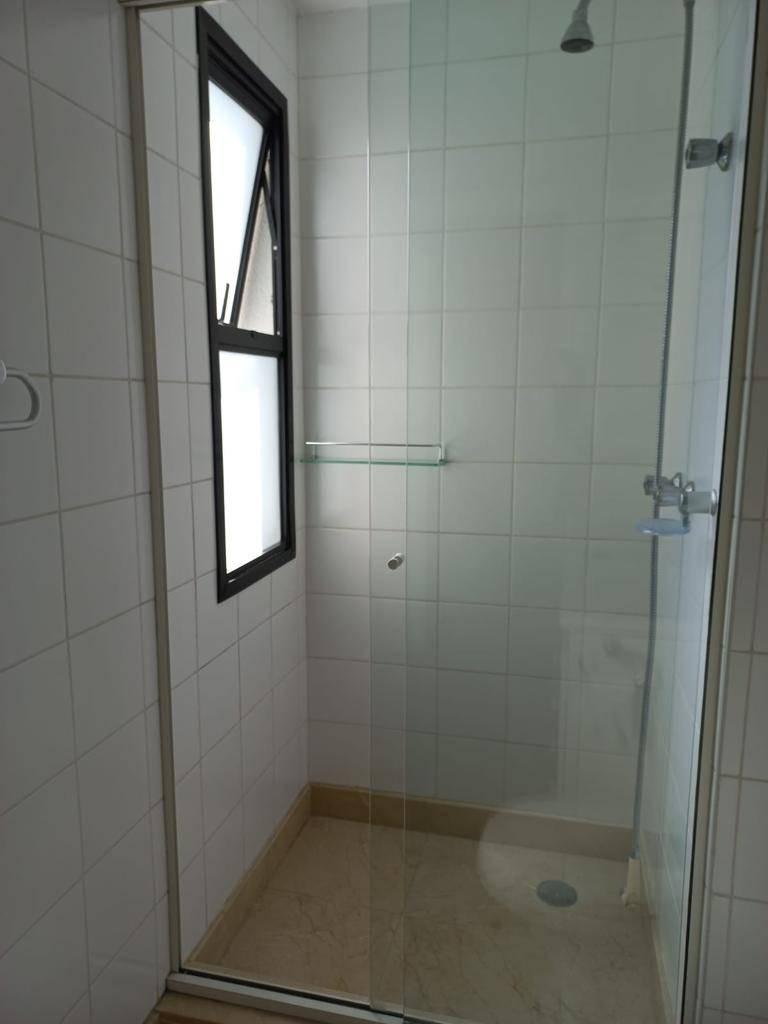 Apartamento à venda com 2 quartos, 70m² - Foto 12