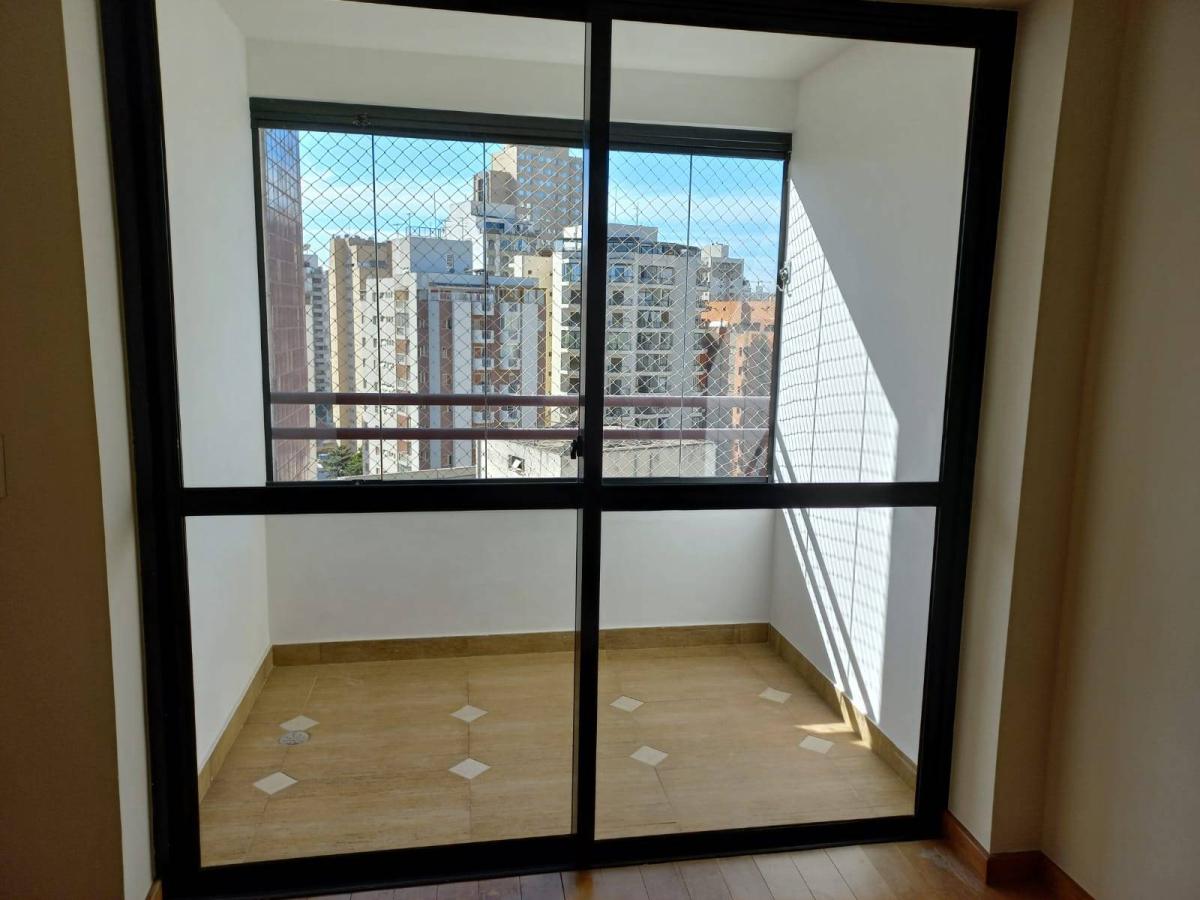 Apartamento à venda com 2 quartos, 70m² - Foto 7